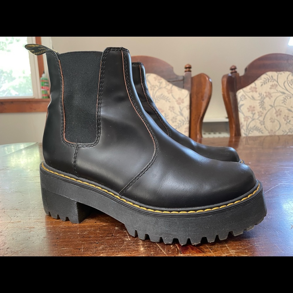 Dr. Martens ROMETTY boot